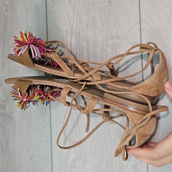 Steve Madden Women Swizzle Multicolor Pom Pom Sandals Leather Lace Up Sz 8.5